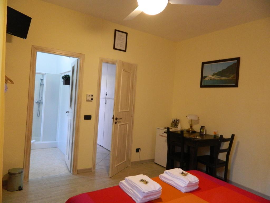 B&B סן לאונה חדר תמונה